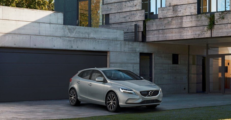 Volvo V40 and V40 Cross country