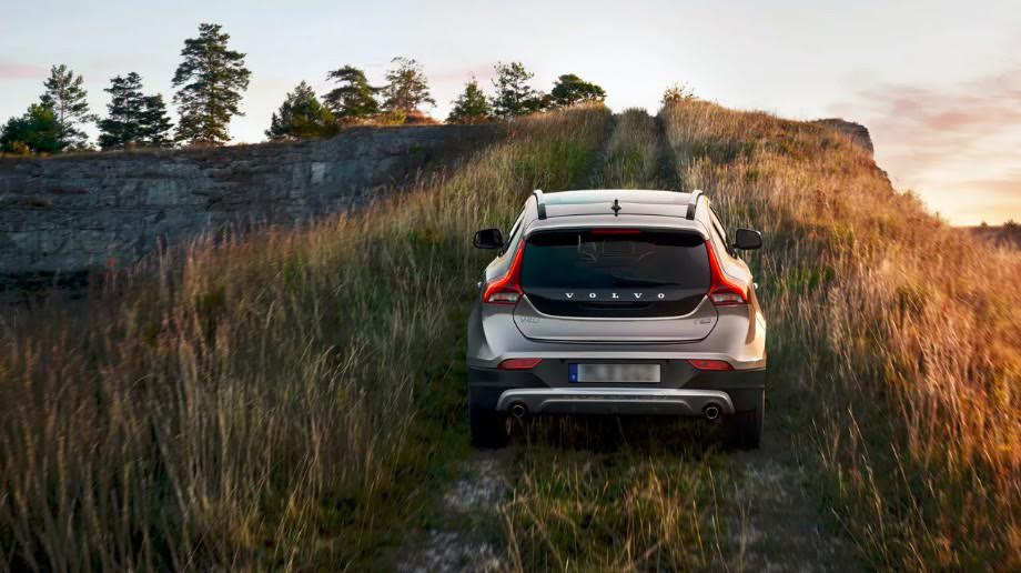 Volvo V40 and V40 Cross country