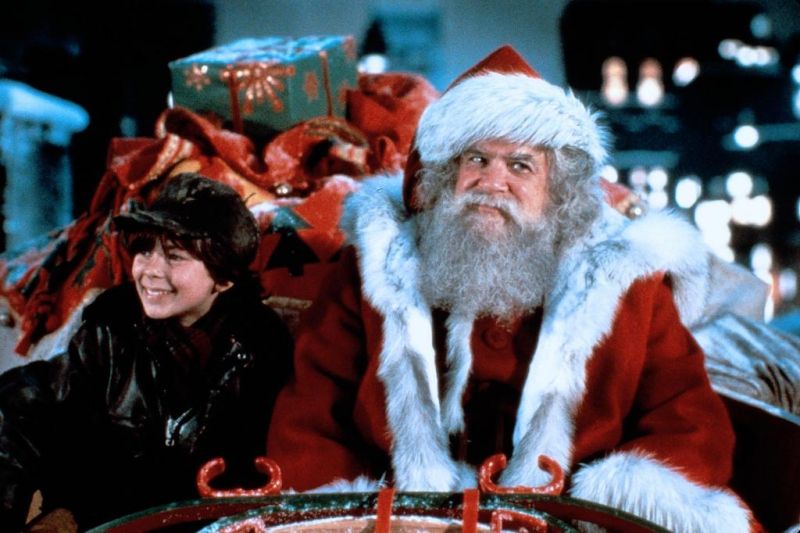 15 Happy and cheerful Christmas movies you SHOULD watch today