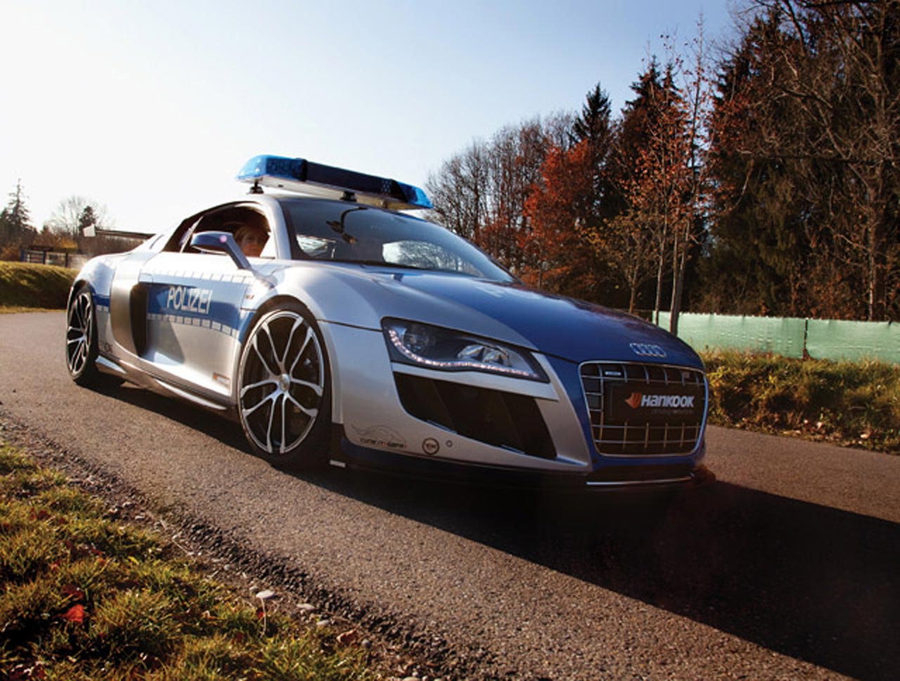 10 of the fastest police cars in the world