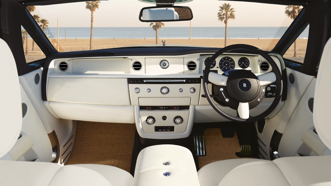 What Ambani's sons bought when they went car shopping?