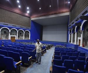 Lack of blockbuster movie single-screen movie halls in Telangu states  to shutdown for 10 days vvk
