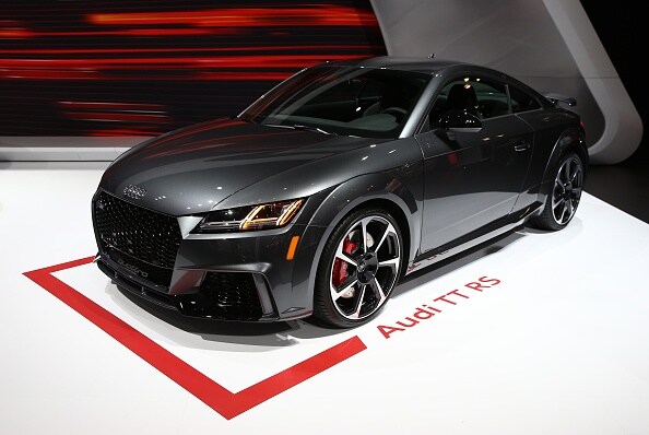 2017 New York International Auto Show pictures star attractions