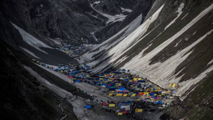 Amarnath Yatra Pilgrims Asked To Leave J&K Amid Security Threat Amarnath Yatra Pilgrims Asked To Leave J&K Amid Security Threat