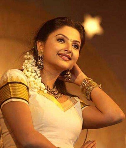 Top 10 popular lady villains in Malayalam cinema