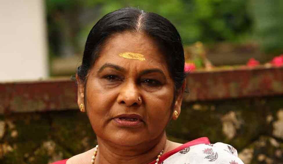 Top 10 popular lady villains in Malayalam cinema