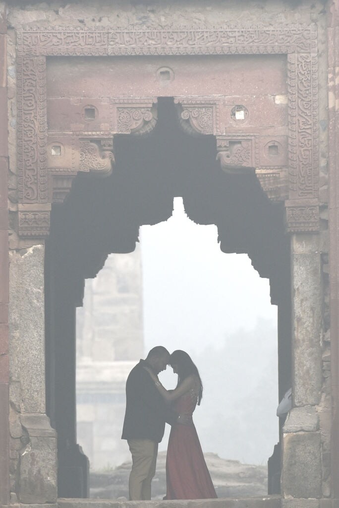 In pics Smog engulfs Delhi NCR region as pollution levels reached over 10 times the safe limit