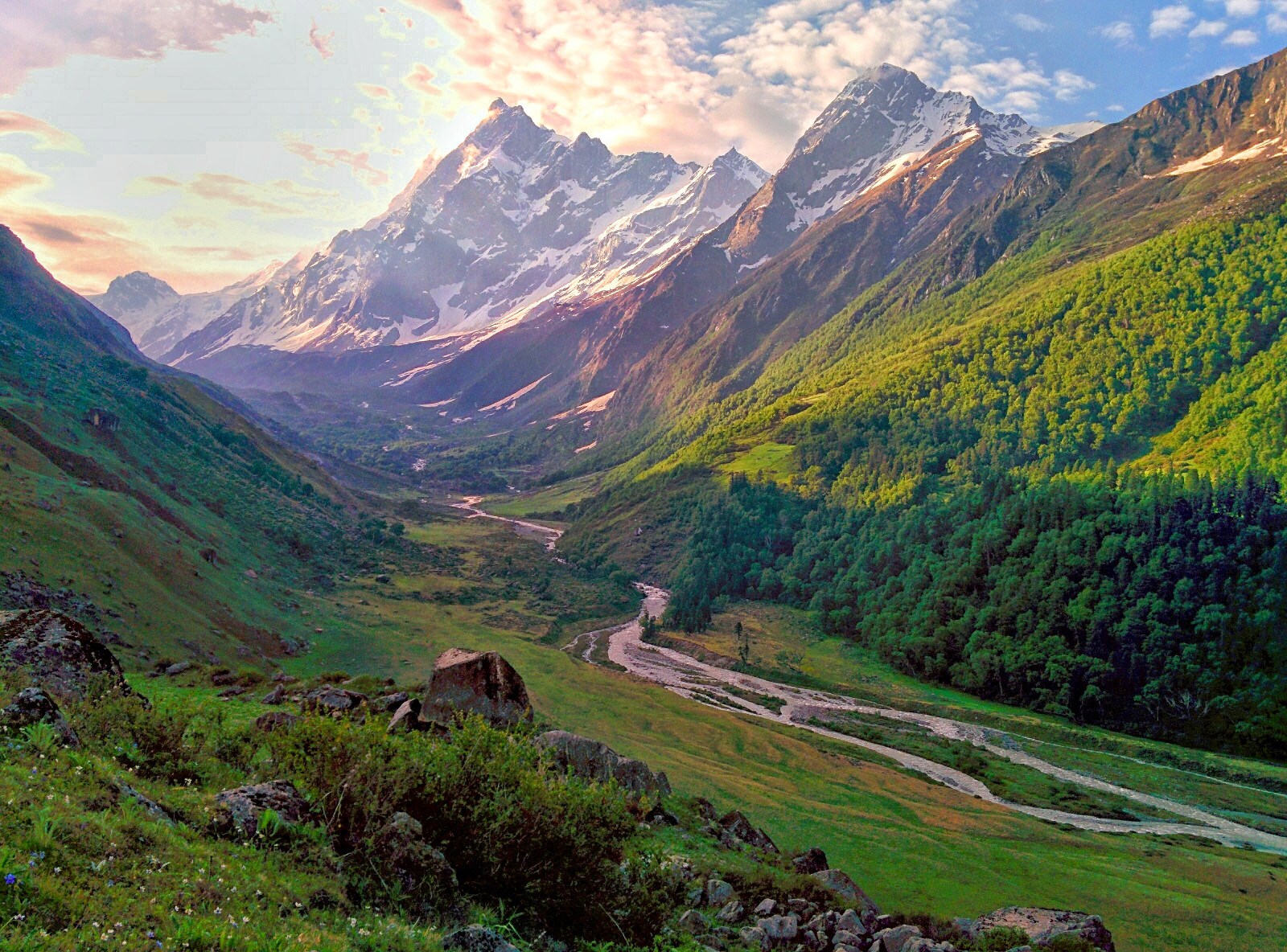 These 10 trekking trails will give you lifetime experience