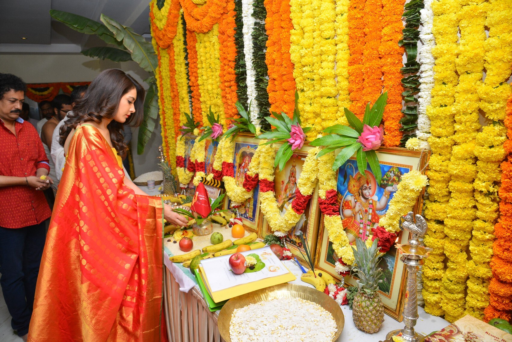 నితిన్ రాశి ఖన్నా శ్రీనివాస కళ్యాణం ప్రారంబోత్సవ గ్యాలరీ