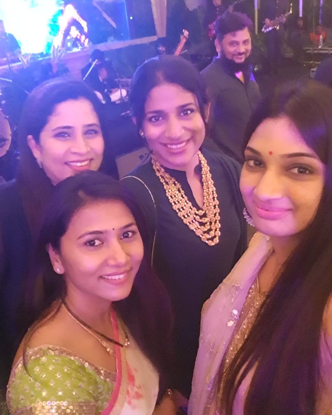 మెగాస్టార్ చిరంజీవి ఇంట్లో దీపావళి సంబరాలు