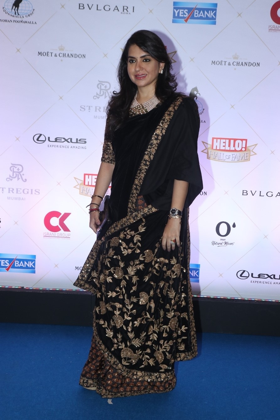 In pics: SRK, Deepika, Ranveer dazzle at HELLO! awards