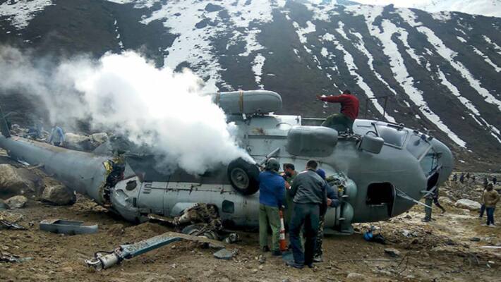 Accidents of Mi-17v5 helicopters in the past. Many soldiers were killed. Accidents of Mi-17v5 helicopters in the past. Many soldiers were killed.
