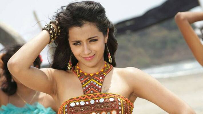 trisha twitter followers is 50 laksh trisha twitter followers is 50 laksh