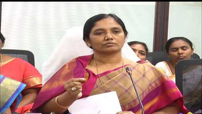 minister paritala sunitha warns to ysrcp candidate prakash reddy minister paritala sunitha warns to ysrcp candidate prakash reddy