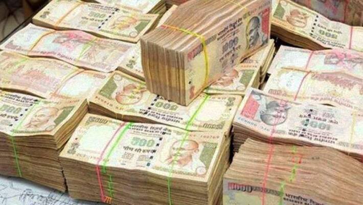 Visually impaired couple finds Rs 24,000 savings in demonetised notes BAL Visually impaired couple finds Rs 24,000 savings in demonetised notes BAL