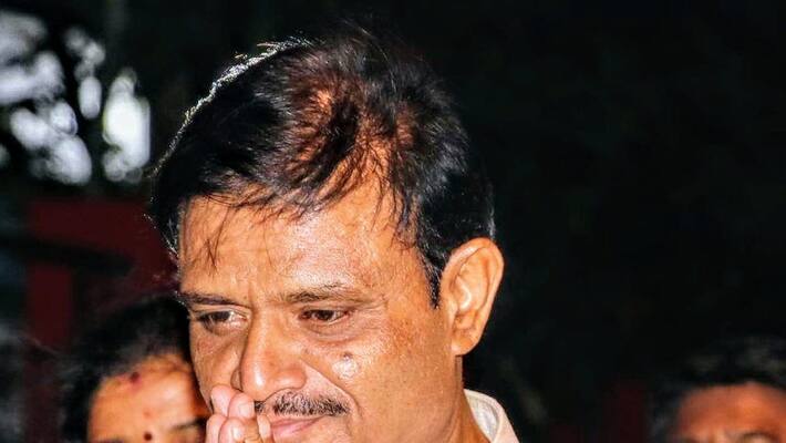Muniraju Gowda Move to Court Against Muniratna Over Voter ID Issue Muniraju Gowda Move to Court Against Muniratna Over Voter ID Issue
