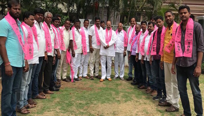Reasons behind Differences between TPCC chief Revanth Reddy and minister Malla Reddy