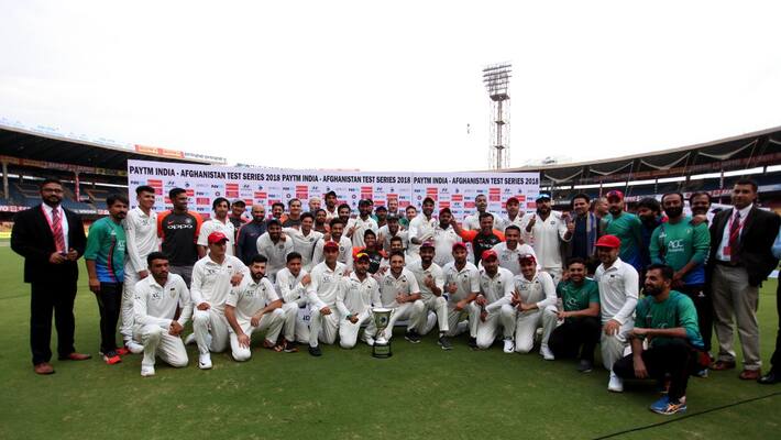 India v/s Afghanistan Watch Team India's brilliant gesture to Afghan players shows this test was more than a match India v/s Afghanistan Watch Team India's brilliant gesture to Afghan players shows this test was more than a match