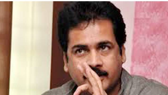 Hero Shivaji in US: YCP leaders criticise Hero Shivaji in US: YCP leaders criticise