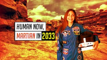 Teenage girl set to be the first to land on Mars