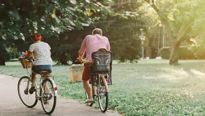 Bengaluru make more room cyclists Whitetopped roads accommodate bicycle tracks Bengaluru make more room cyclists Whitetopped roads accommodate bicycle tracks
