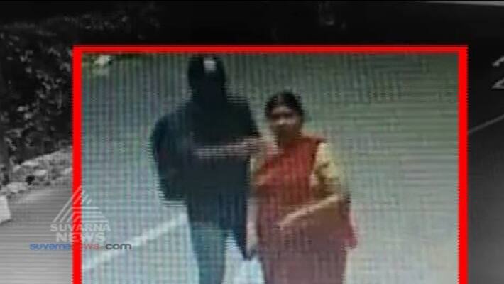 thieves attack old couple, rob gold chain in andhrapradesh - bsb thieves attack old couple, rob gold chain in andhrapradesh - bsb