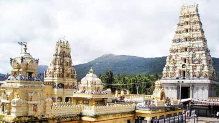 4 Days no Entry For Devotees in Mahadeshwara temple snr 4 Days no Entry For Devotees in Mahadeshwara temple snr