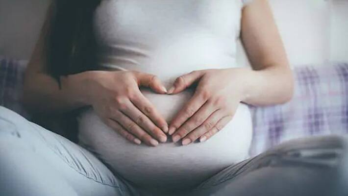 passive smoking may affect your pregnancy passive smoking may affect your pregnancy