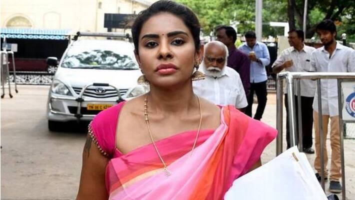 Sex video of heroes coming soon! Sri Reddy Sex video of heroes coming soon! Sri Reddy