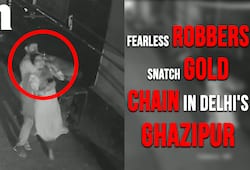 Caught on CCTV: Two bikers rob gold chain from woman in Ghazipur