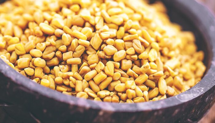 10 effective benefits of a glass of fenugreek water on an empty stomach BDD