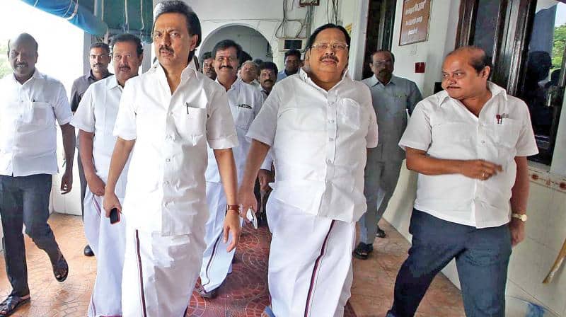 whether the facilities given in puzhal jail is without ministers knowledge ?said  duraimurugan