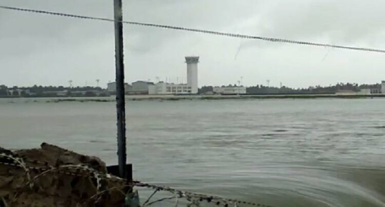 Kochi airport and metro closed due to heavy rain