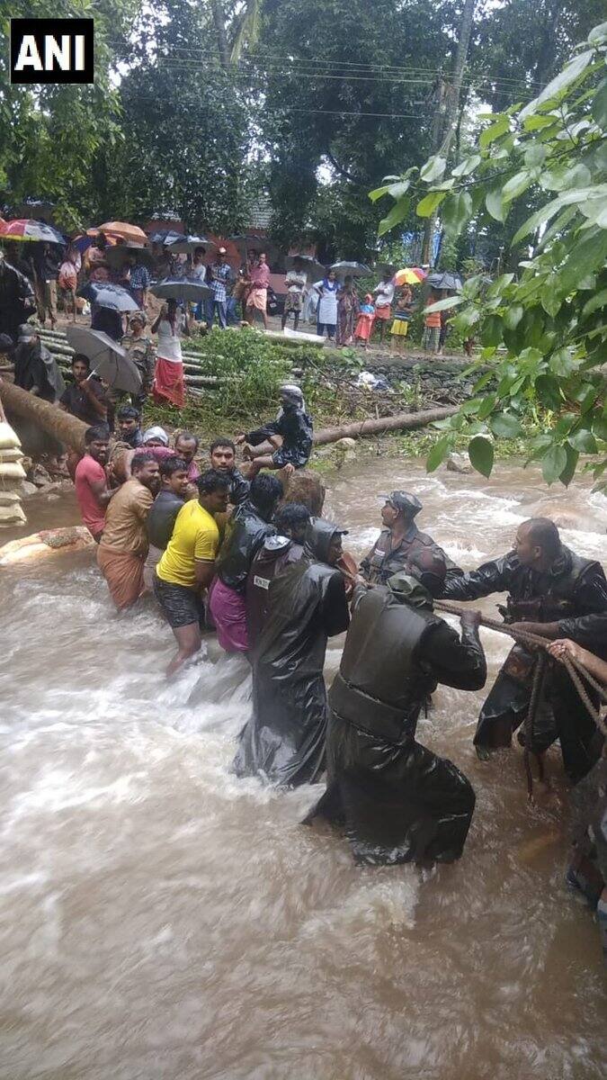 flood in kerala  and  in tamil nadu too