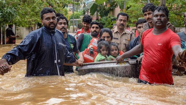 prime minister cancel the review in kerala due to continuous rain in kochi