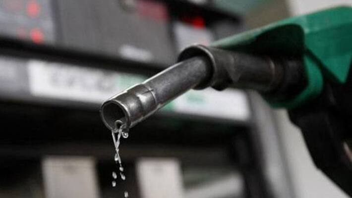 Up to 90 percent of UK petrol pumps dry amid panic buying pod Up to 90 percent of UK petrol pumps dry amid panic buying pod
