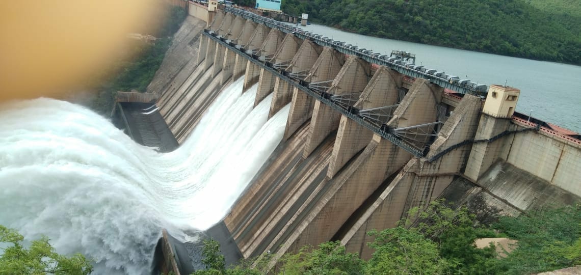 Telangana and A.P. throw challenges on irrigation projects