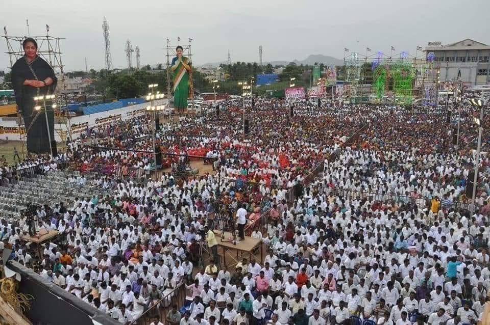 Vellore Public meeting! TTV Dhinakaran who did not collect people!