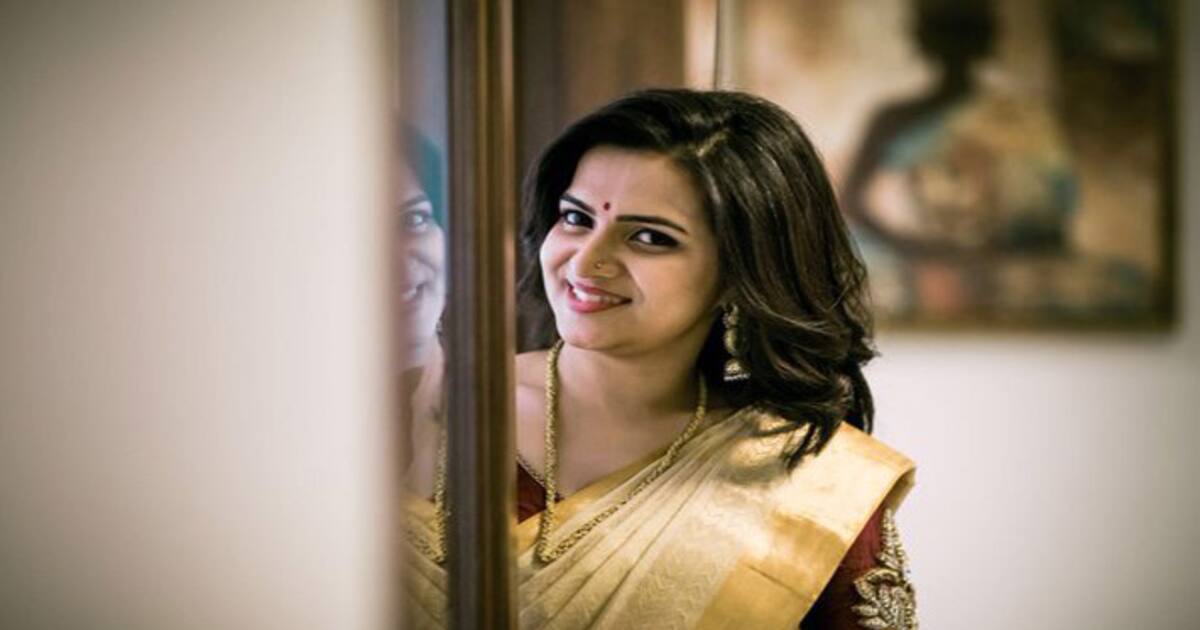 விஜய்டிவி 'டிடி' வாங்கும் சம்பளம் எவ்வளவு தெரியுமா? ஒரு எபிசோடுக்கு இவ்வளவா!