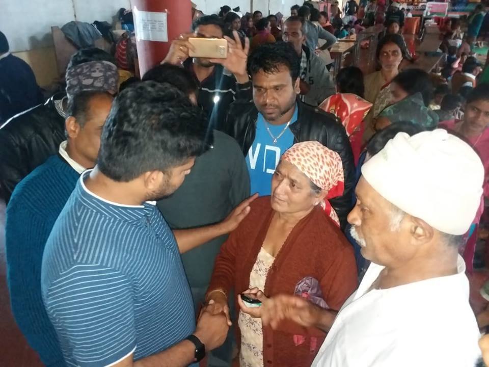 MP Pratap Simha join hands with Public in Kodagu flood