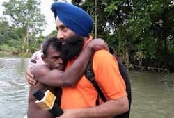 Kerala Floods Anand Mahindra Punjabb journalist rescue work relief material deluge India