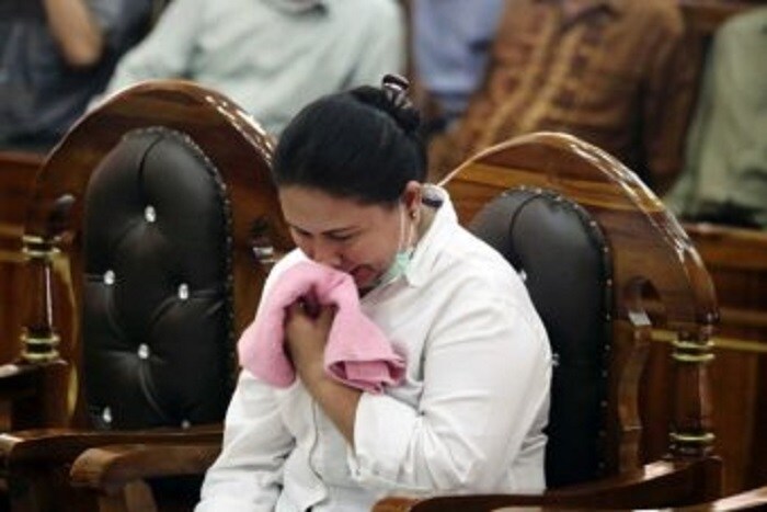 Buddhist woman loud noise mosque Indonesia jailed imprisonment Wahyu Prasetyo Wibowo Meiliana