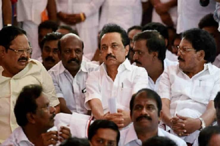 Alagiri to arrange a rally with his supporters and stalin oppose