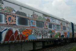 Bihar Sampark Kranti Express Madhunbani art wheels Railway ministry Mithila