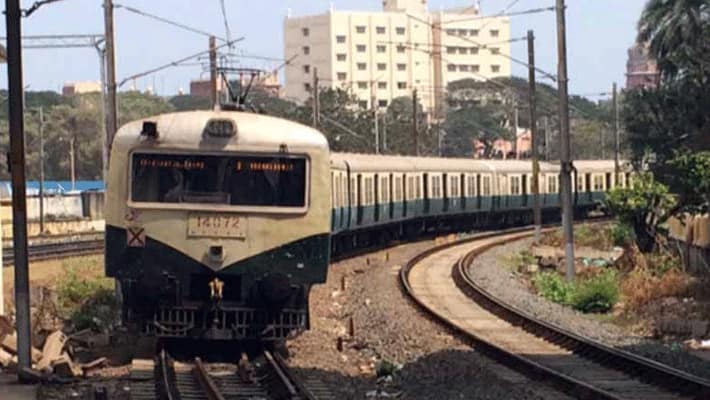 Female lawyer commits suicide by jumping in front of train in chennai park station