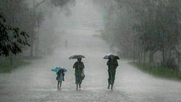 rain started again in chennai  and people enjoying the climate