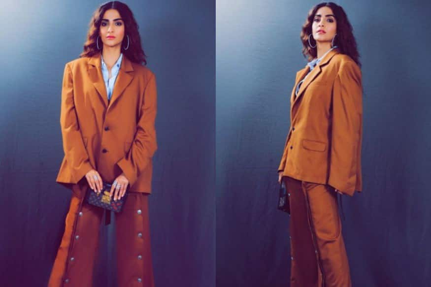 Sonam Kapoor mocked by Anand Ahuja, Arjun Kapoor for her oversized pantsuit