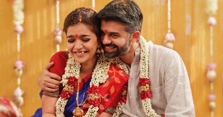 actress swathi reddy give the full stop for divorce issue