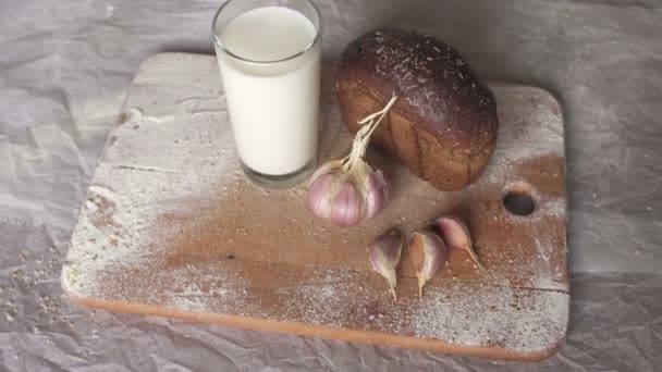 garlic milk is the best choice for back pain