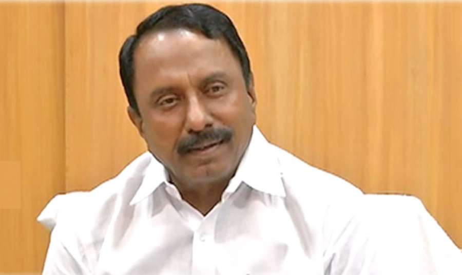 Edappadi palanisamy deep discussion with ministers